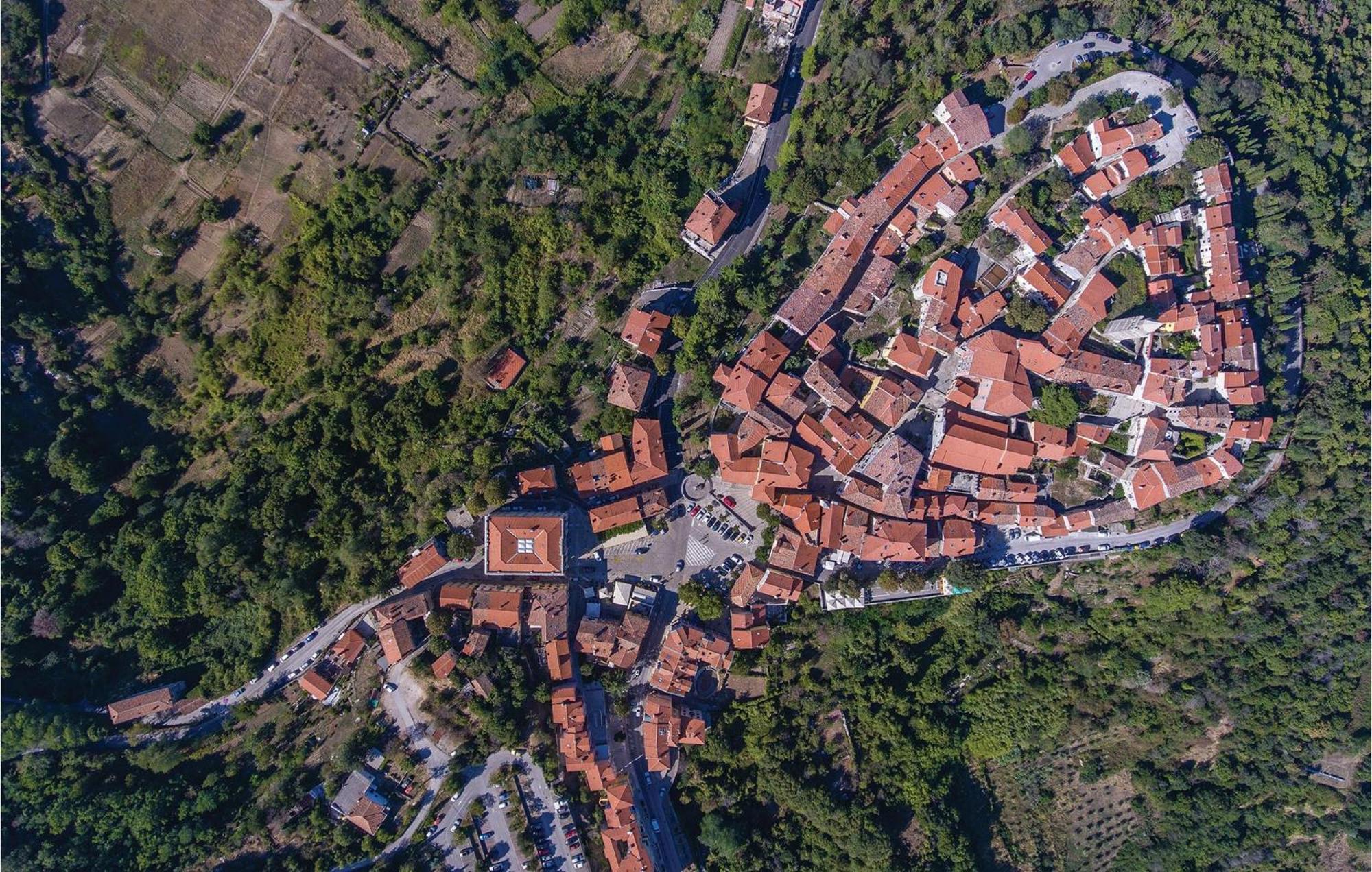 Pet Friendly Apartment In Koromacno With Wifi ภายนอก รูปภาพ